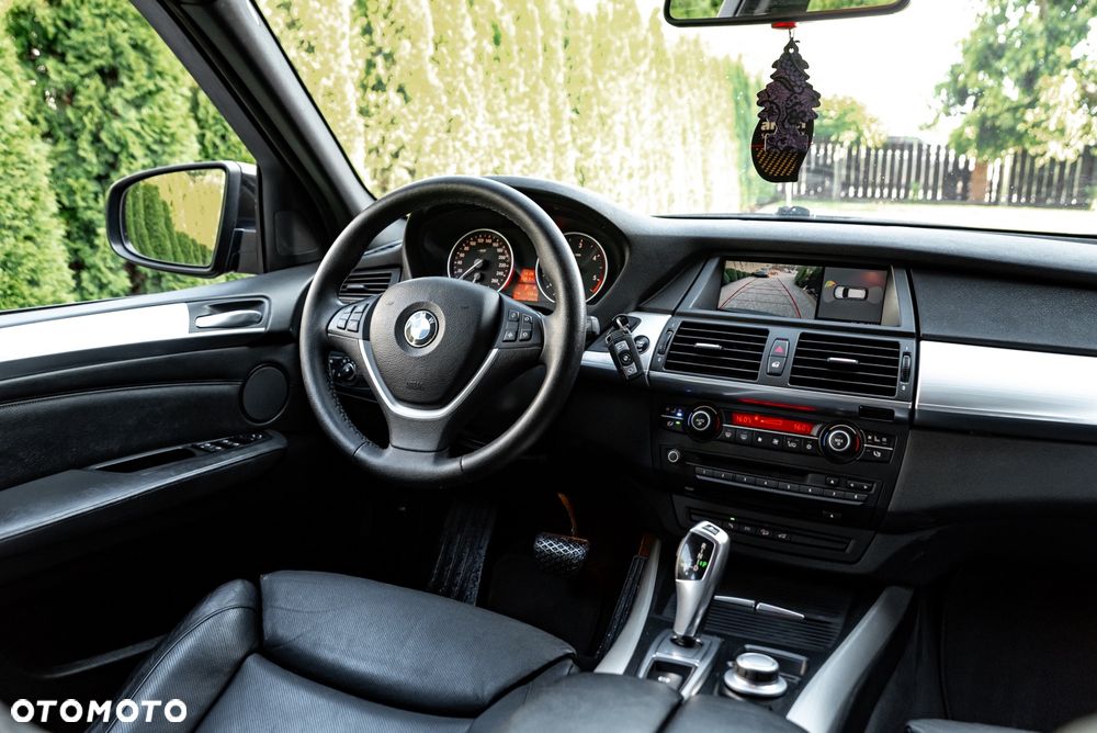 BMW X5 xDrive35d - 26