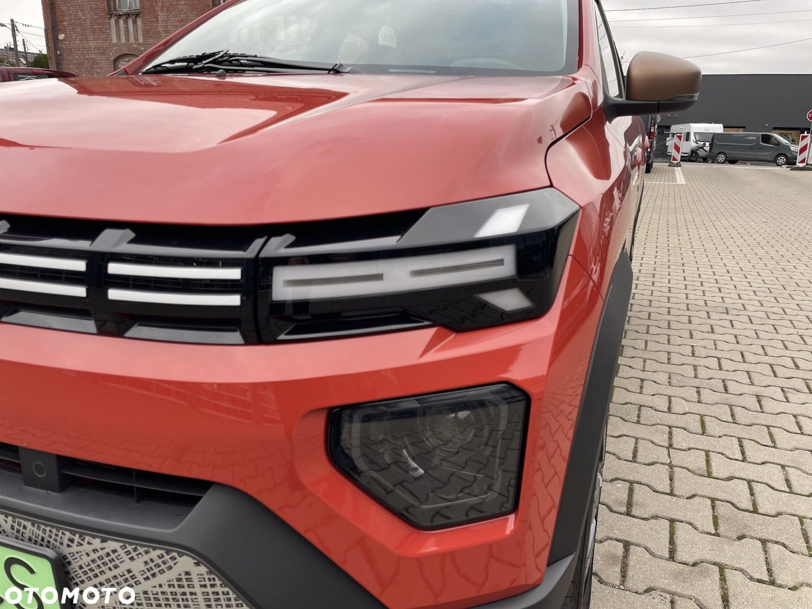 Dacia Spring - 18