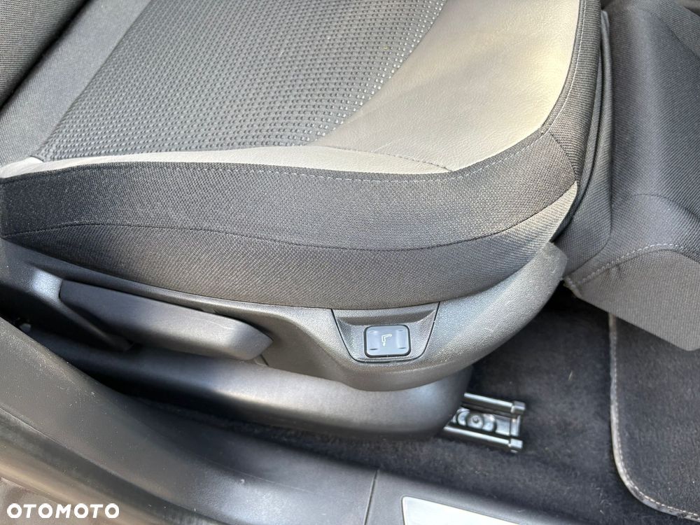 Citroën C4 Grand Picasso - 17