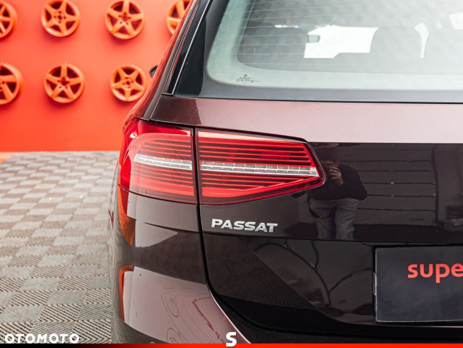 Volkswagen Passat 2.0 TDI BMT Highline - 25
