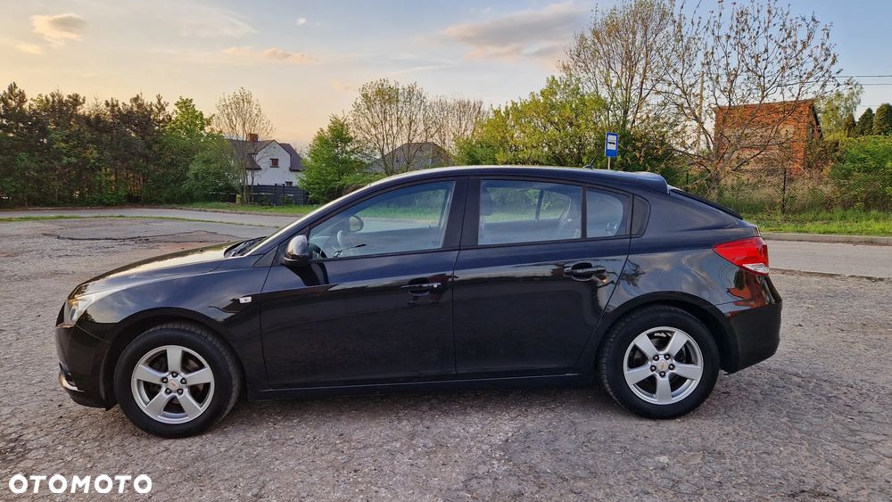 Chevrolet Cruze 1.6 LT - 6
