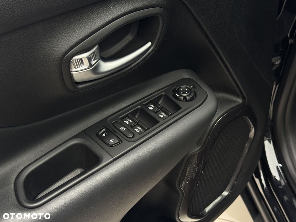 Jeep Renegade - 20