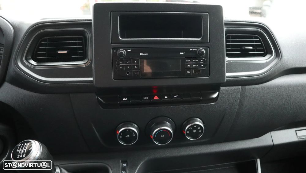 Renault Master 2.3 dCi 135 L2H2 - 16