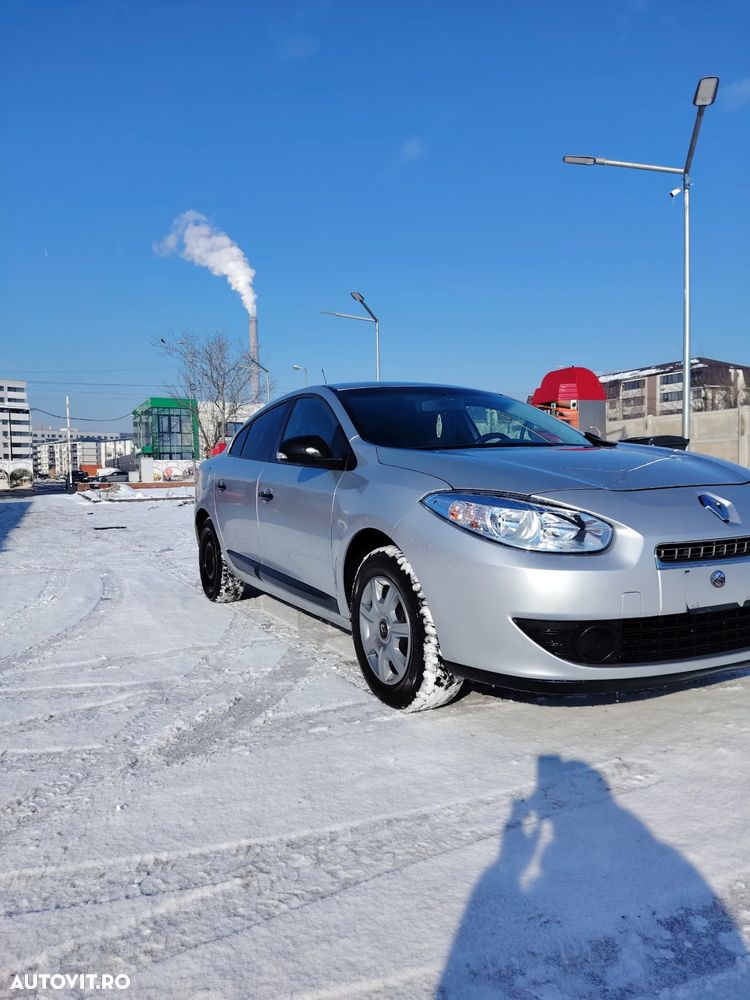 Renault Fluence 1.6 16V Authentique - 9