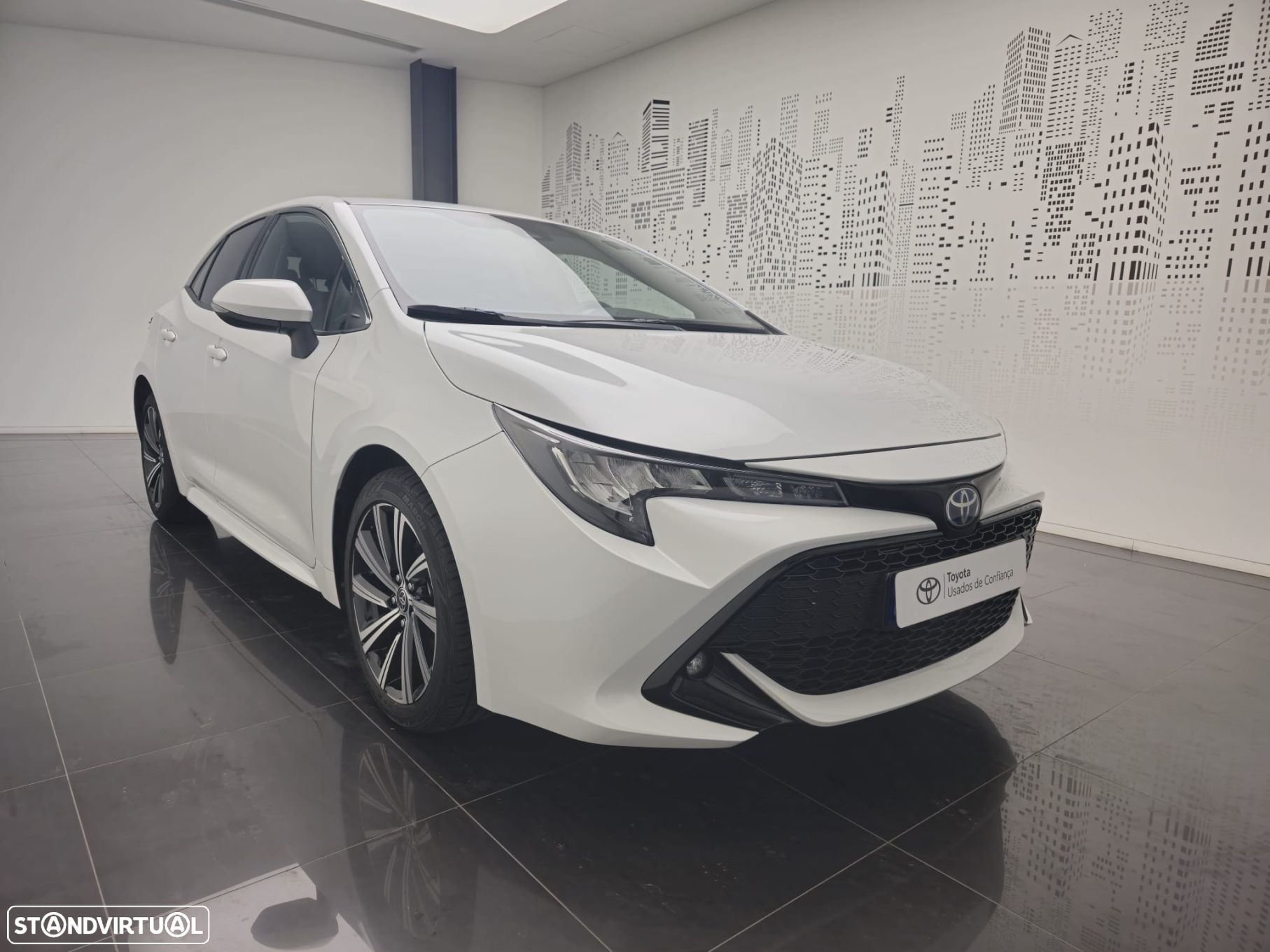 Toyota Corolla 1.8 Hybrid Comfort+P.Sport - 17