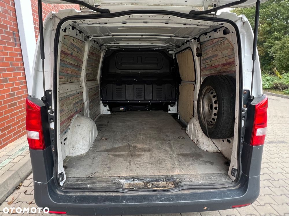 Mercedes-Benz Vito - 15