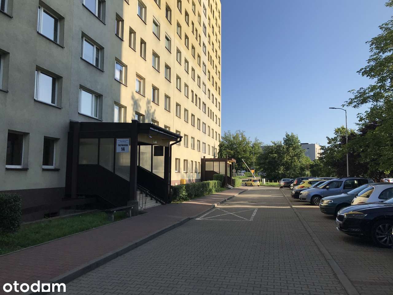 Na sprzedaż 4-pokojowe mieszkanie z balkonem z pięknym widokiem