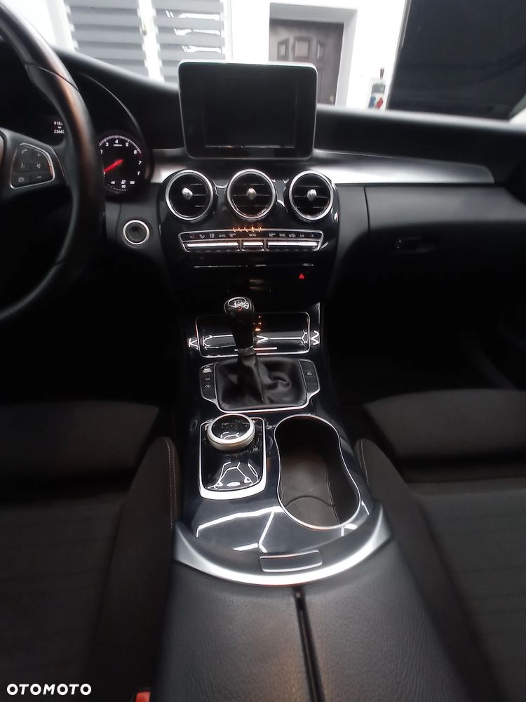 Mercedes-Benz Klasa C 200 CGI BlueEff Classic - 6