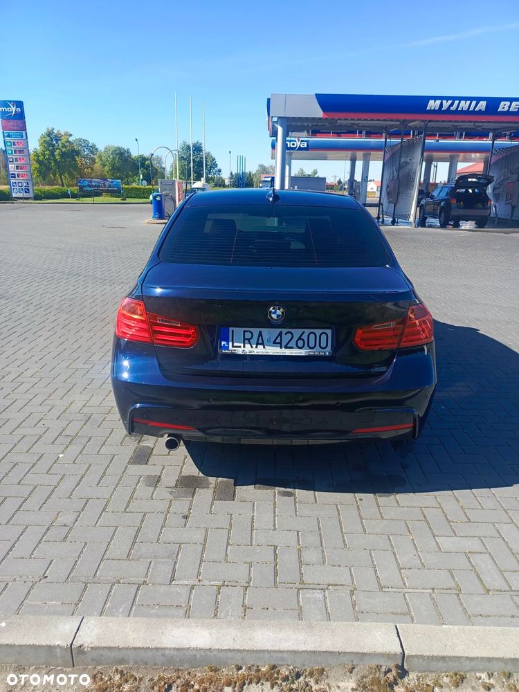 BMW Seria 3 320d DPF - 8
