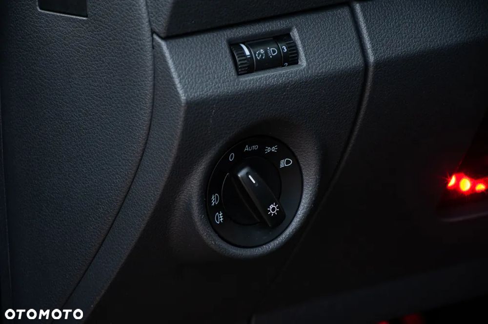 Volkswagen Amarok DC 2.0 BiTDI 4Mot Trendline - 18