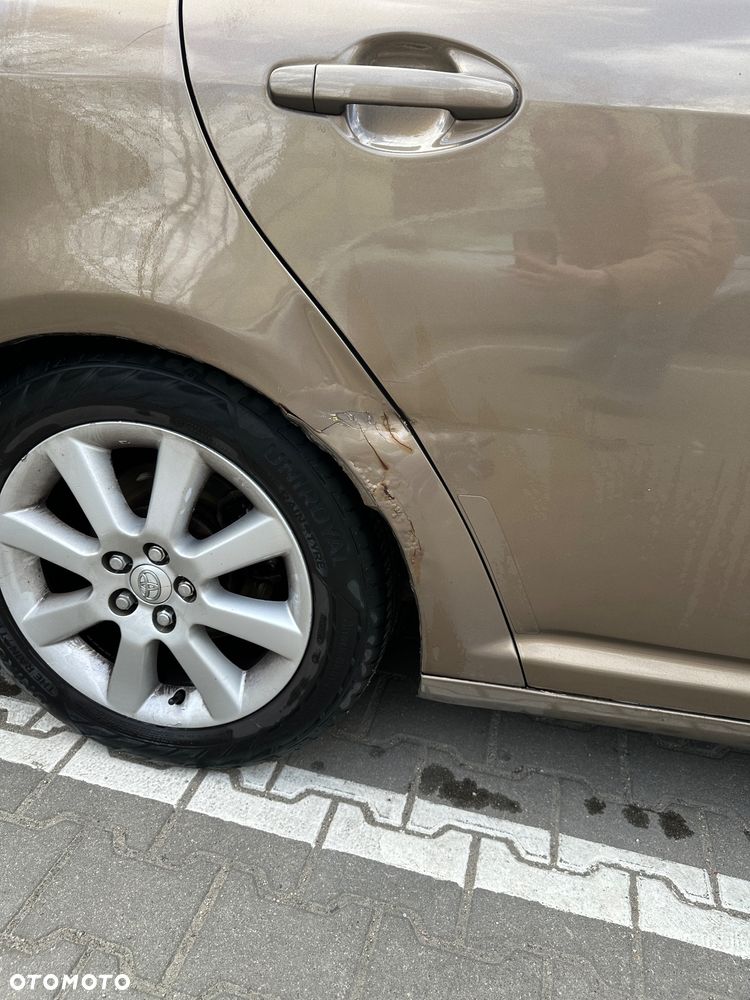 Toyota Avensis 2.0 VVT-i Sol - 15