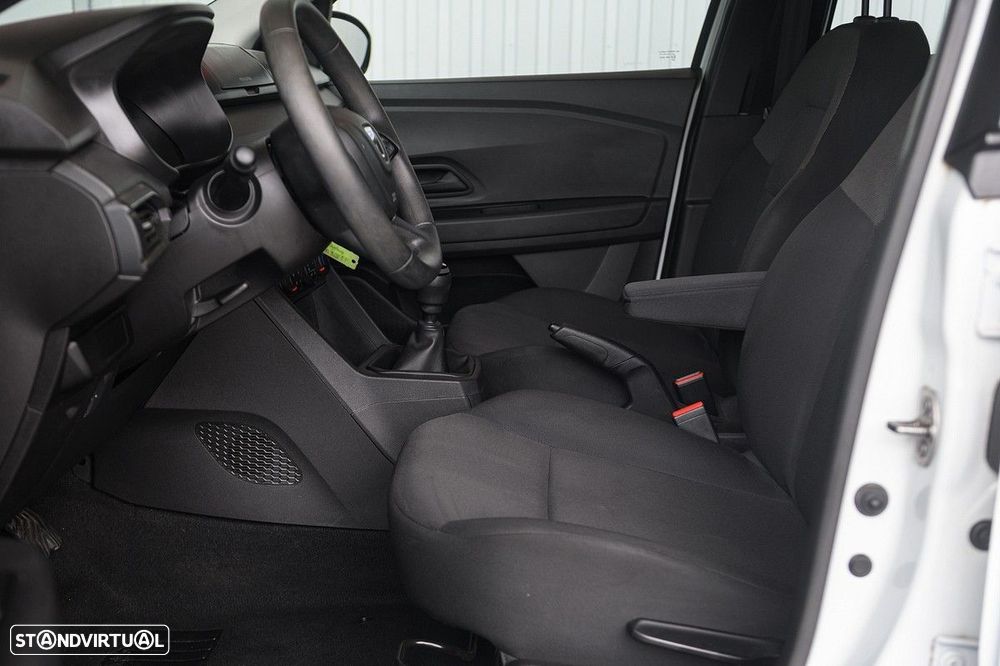 Dacia Sandero SCe 65 Essential - 26