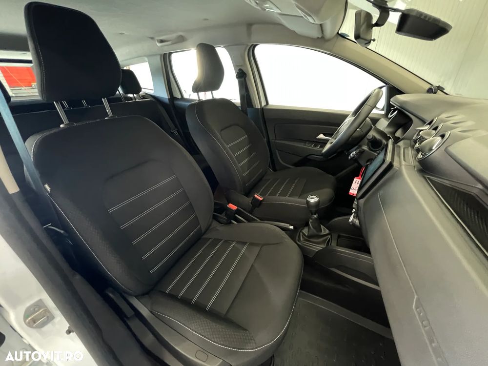 Dacia Duster VU Blue dCi 115 4WD Comfort - 11