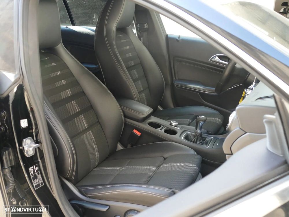 Mercedes-Benz CLA 180 d Shooting Brake Urban - 23