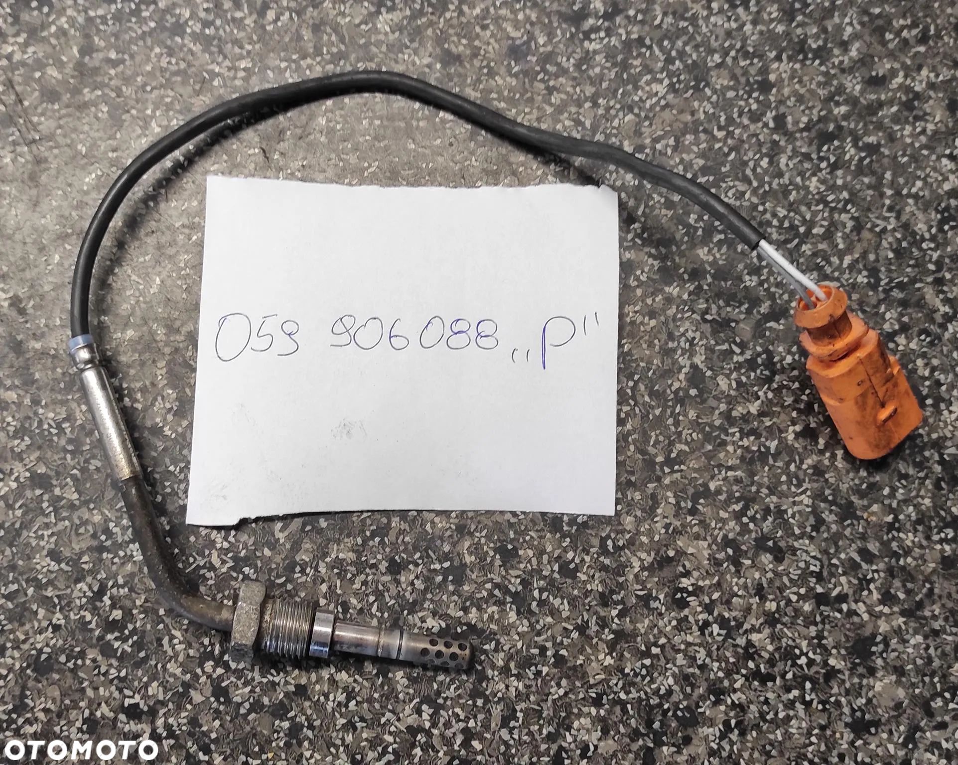 VW AUDI A4 B8 3,0 TDI czujnik temperatury spalin 059906088P - 1