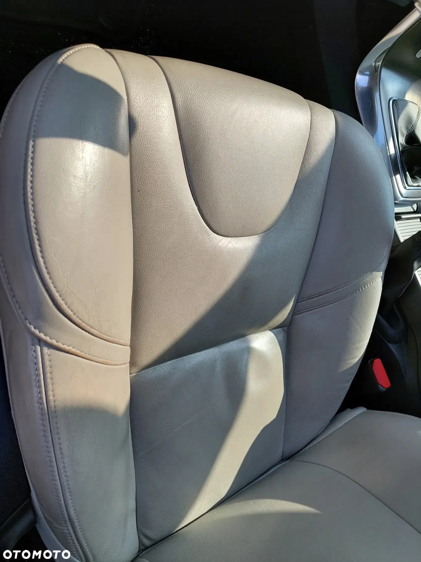 Volvo V40 D4 Drive-E Momentum - 28