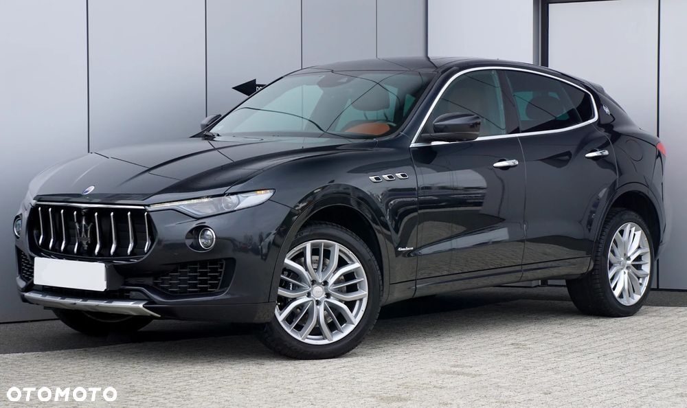 Maserati Levante S Granlusso - 1