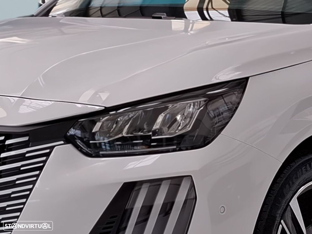 Peugeot 208 1.2 PureTech Allure - 7