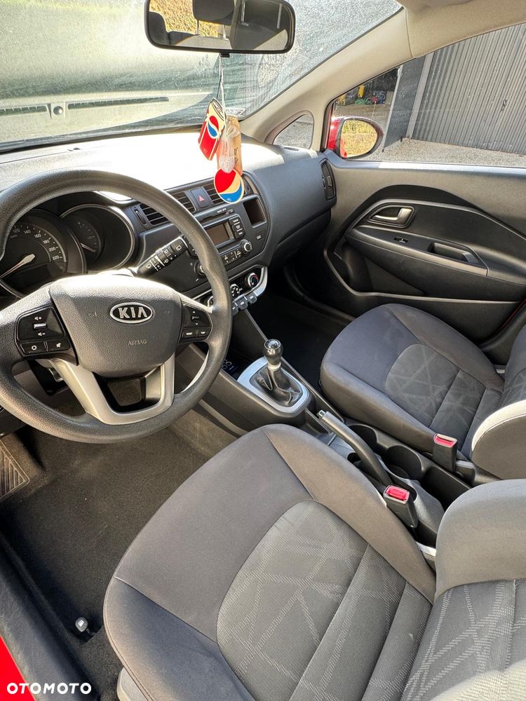 Kia Rio 1.2 M - 13
