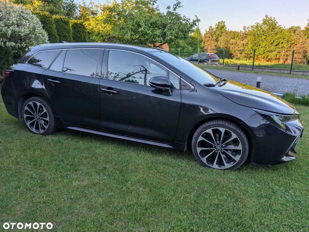 Toyota Corolla - 2