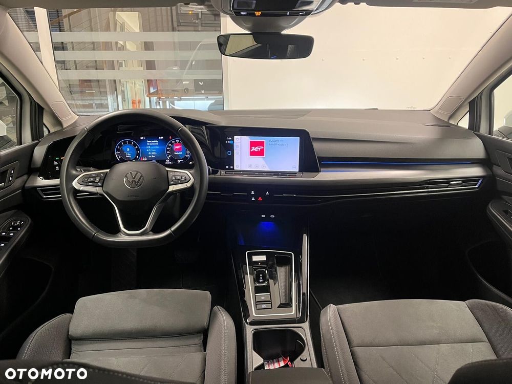 Volkswagen Golf - 17