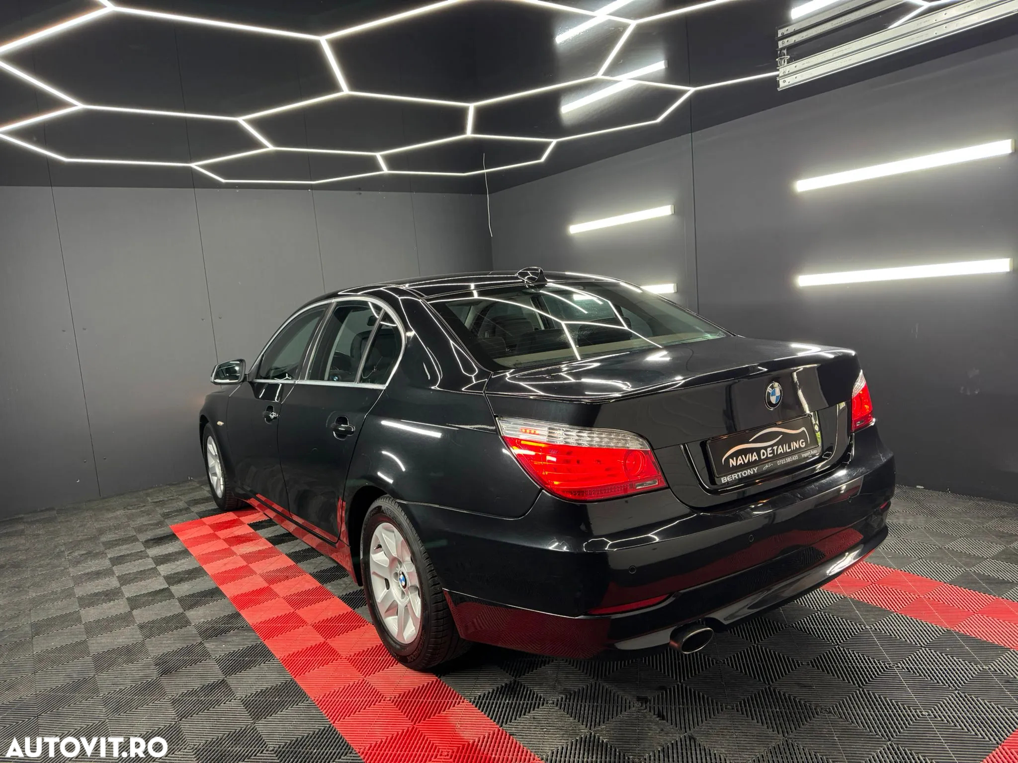 BMW Seria 5 520d - 3