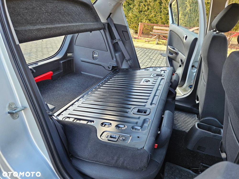 Opel Corsa 1.2 16V Essentia - 25