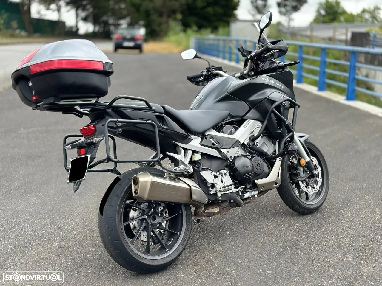 Honda VFR 800X CROSSRUNNER - 8