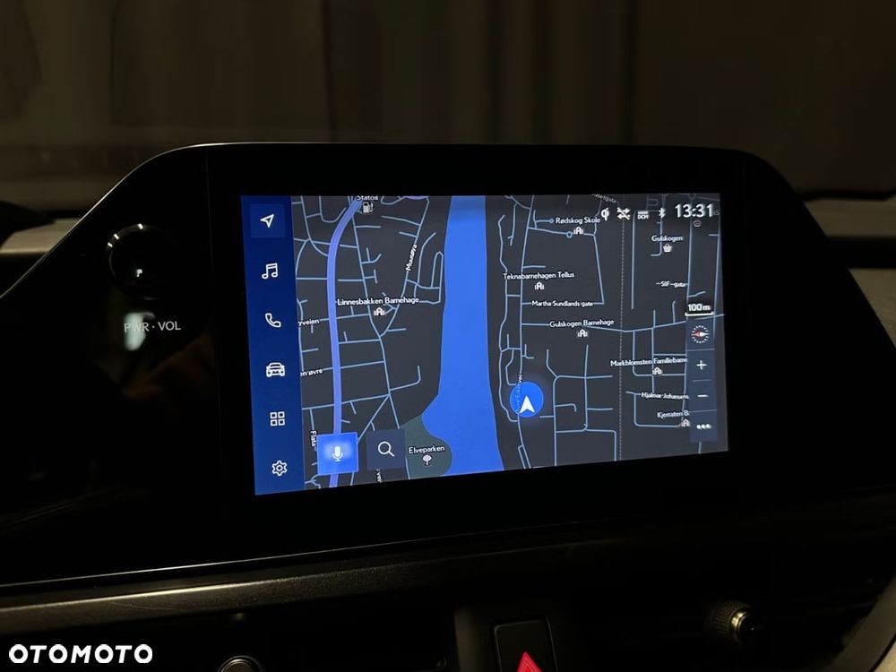 Lexus UX 250h Executive Line - 23