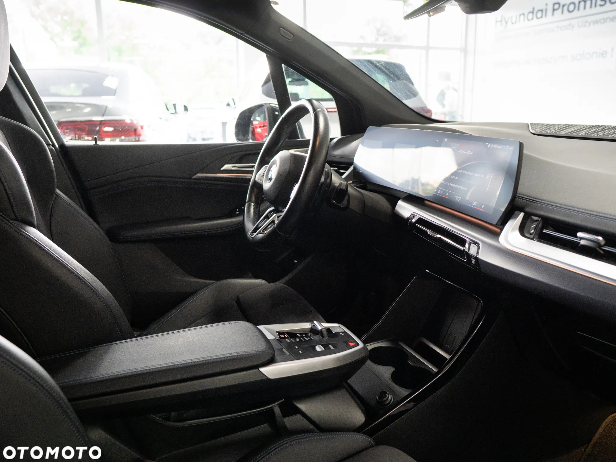 BMW Seria 2 218i - 24