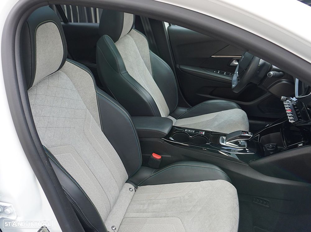 Peugeot e-208 50 kWh GT Pack - 21