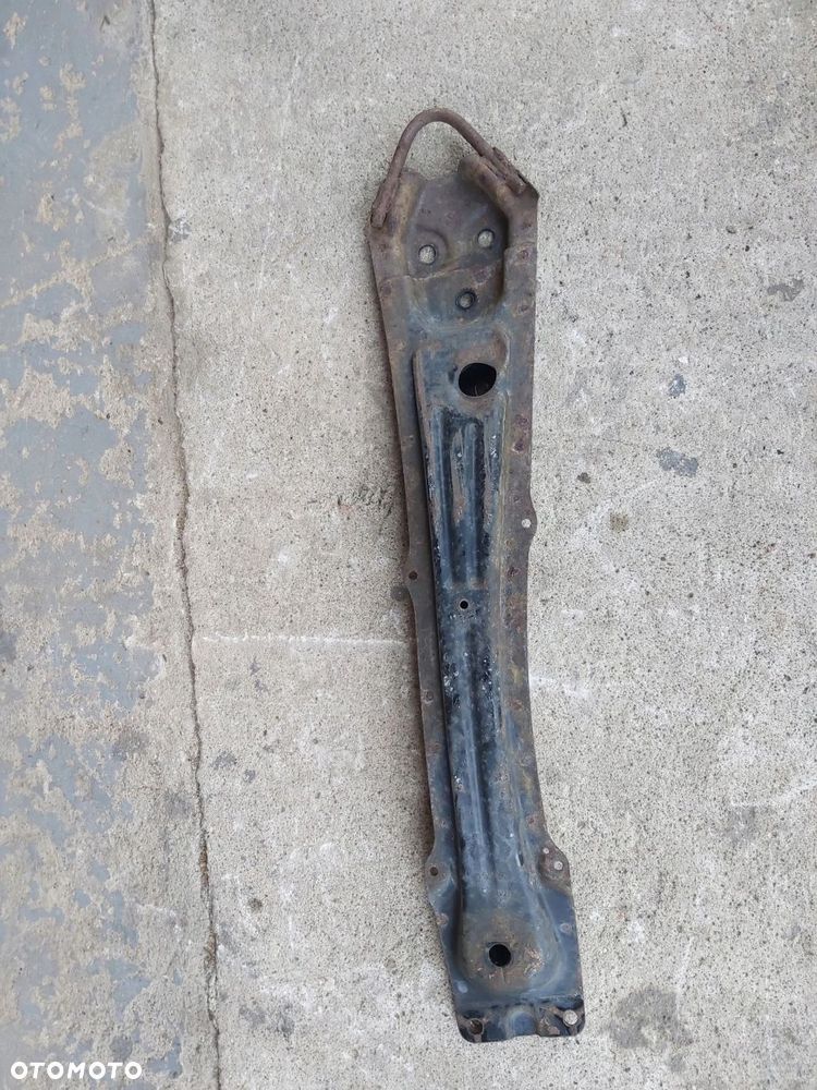 Toyota Celica VII 99-06r belka pod silnik przód - 1