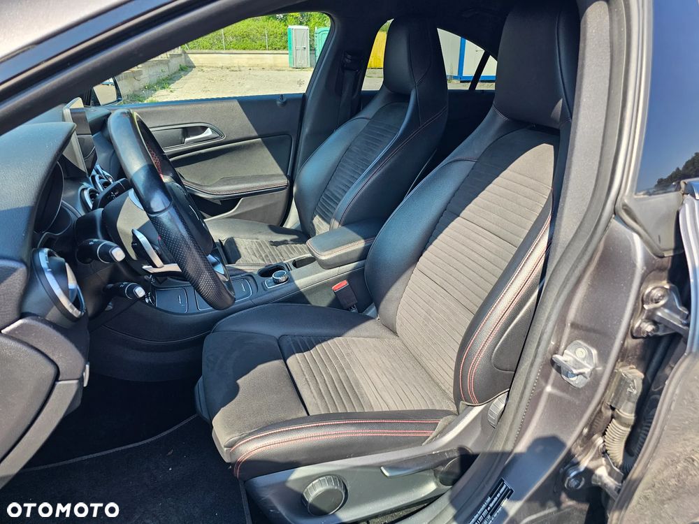 Mercedes-Benz CLA 200 d 4Matic 7G-DCT AMG Line - 27