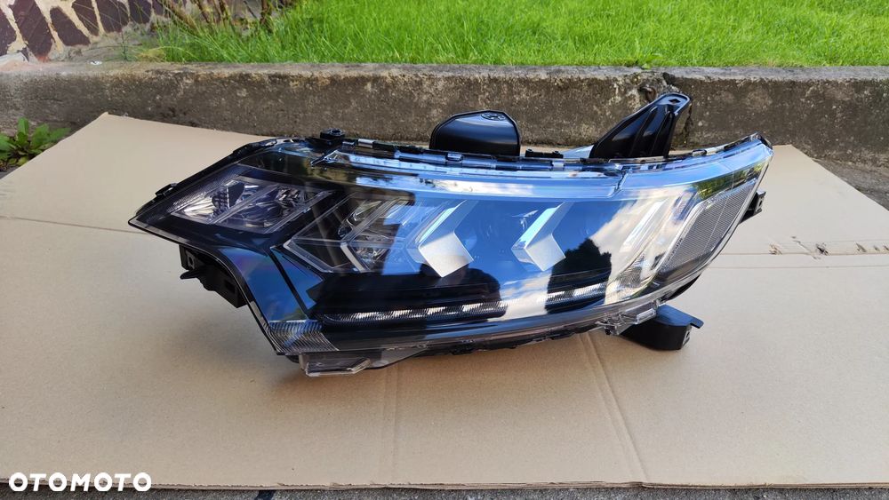 Mitsubishi Outlander Lift 19-24 Lampa Przód FULL LED Lewa EU Oryginał - 1
