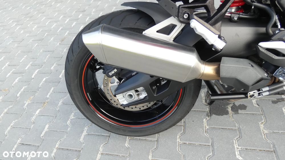 BMW XR - 12