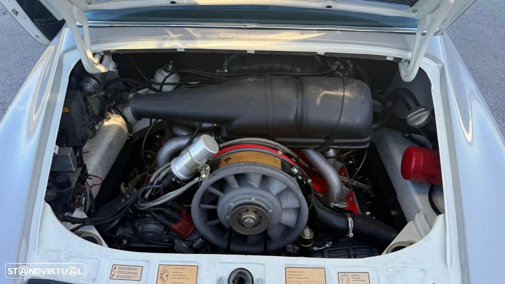 Porsche 911 Série G - 10