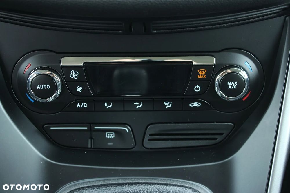 Ford Kuga 2.0 TDCi 2x4 Champions Edition - 18
