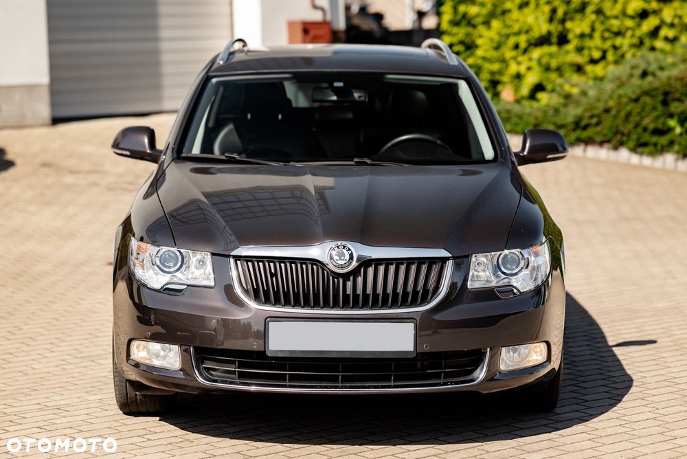 Skoda Superb 2.0 TDI Comfort DSG - 7