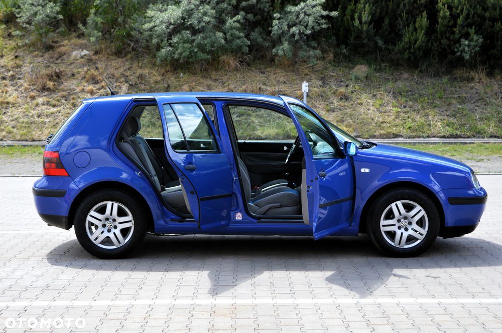 Volkswagen Golf 1.4 Comfortline - 26