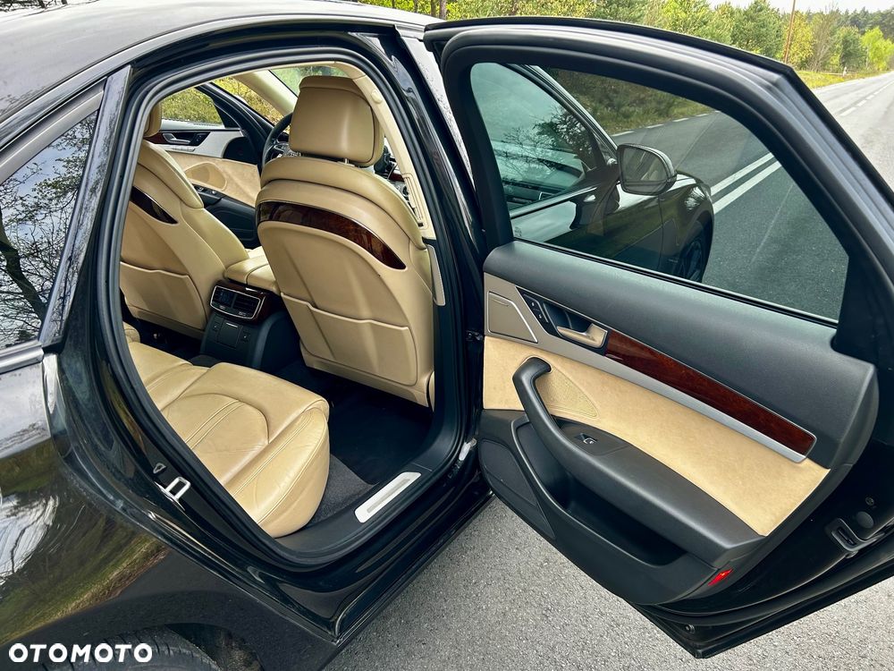Audi A8 - 16