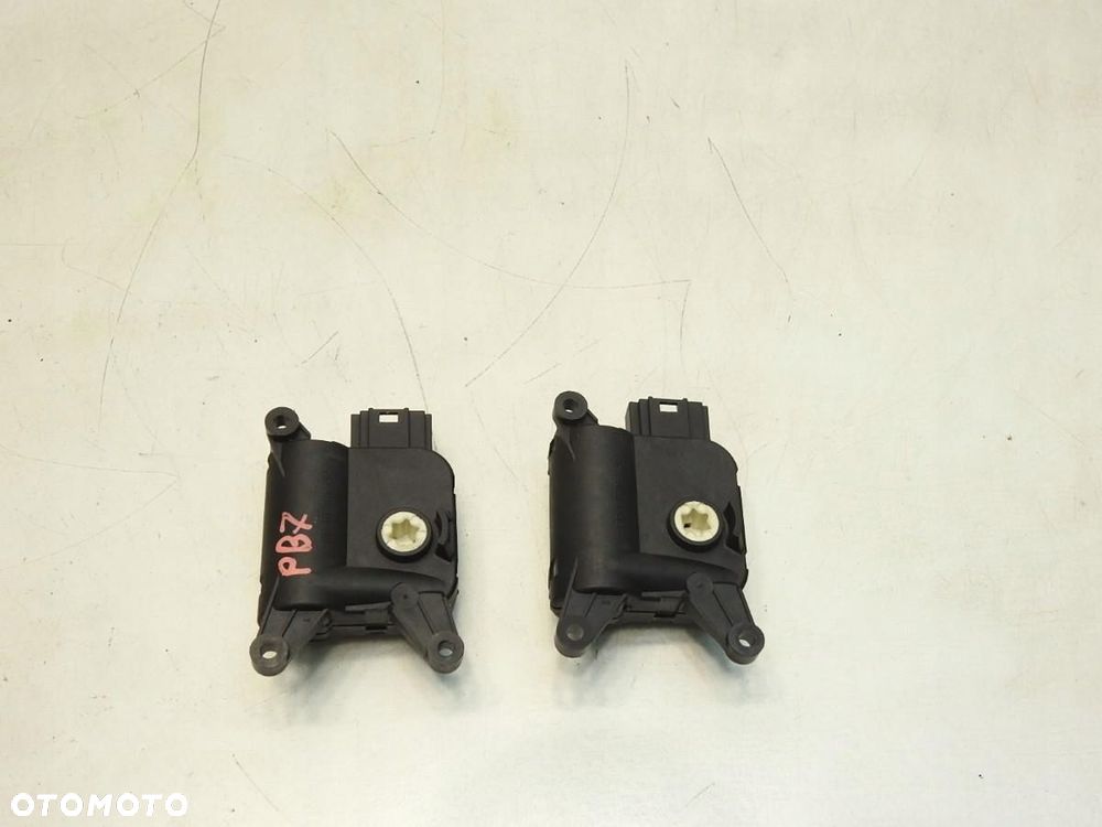 SILNICZEK NAGRZEWNICY VW PASSAT B7 3C0907511A 0132801362 CZ116880-2923 - 5