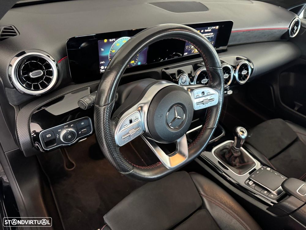 Mercedes-Benz A 180 d AMG Line - 11