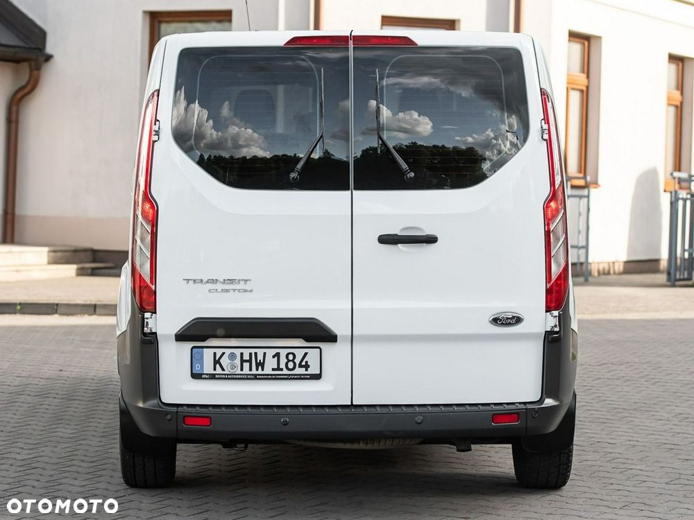 Ford Transit Custom 310 L2H1 Limited - 13