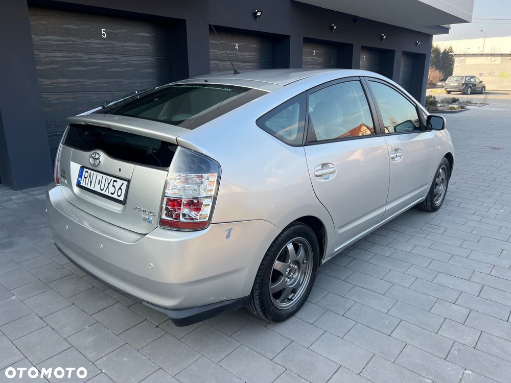 Toyota Prius 1.5 VVT-i Sol (nav) - 6