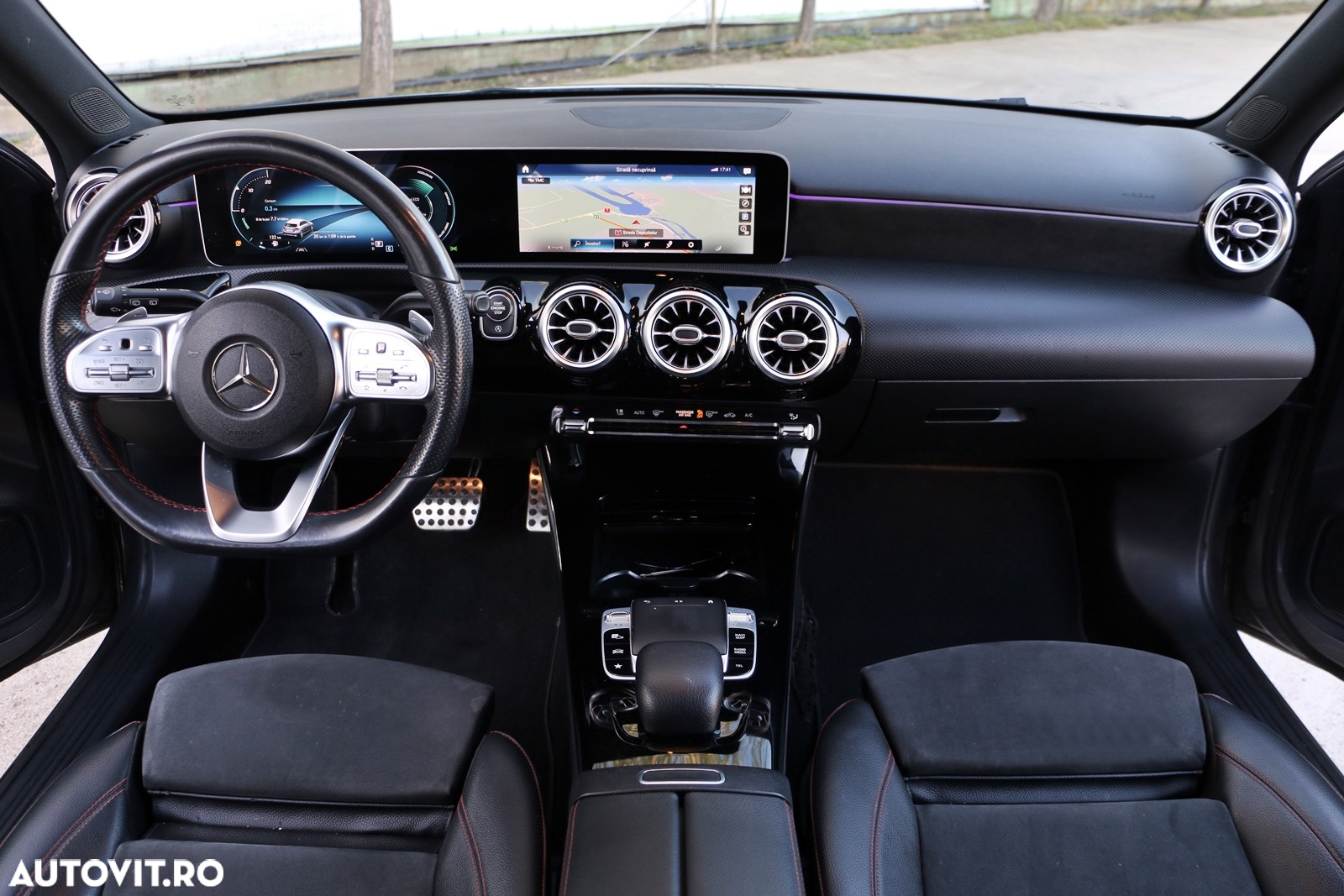 Mercedes-Benz A 180 d 7G-DCT AMG Line - 10