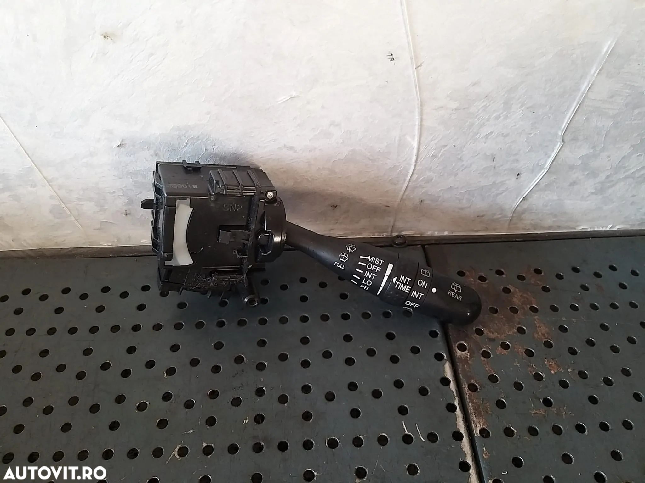 Maneta stergator parbriz suzuki swift 3 mz ez - 1
