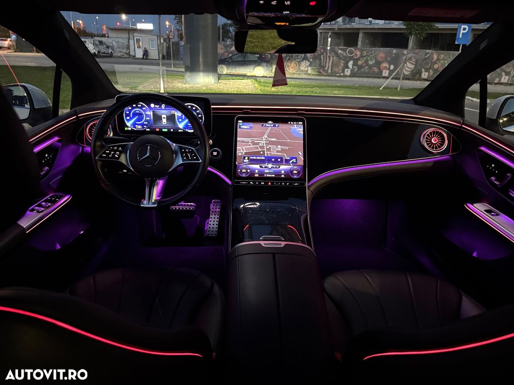 Mercedes-Benz EQE 350+ - 24