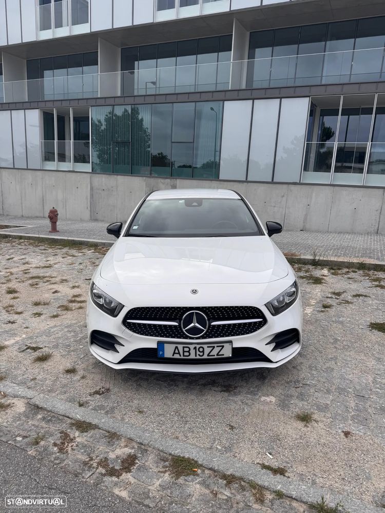 Mercedes-Benz A 180 d AMG Line Aut. — fotografia 2