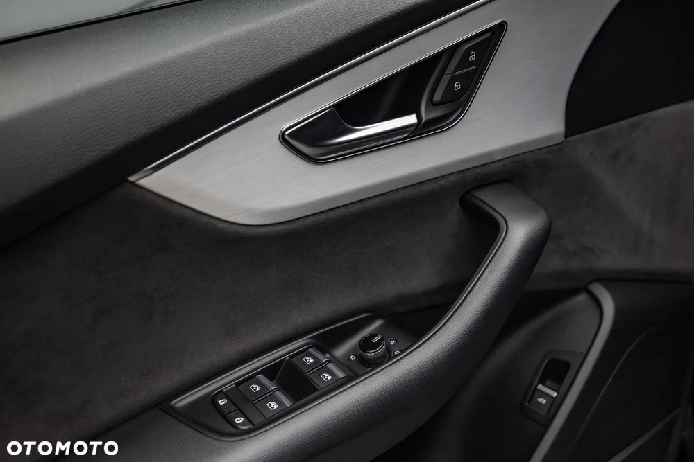 Audi Q8 50 TDI mHEV Quattro Tiptronic - 35