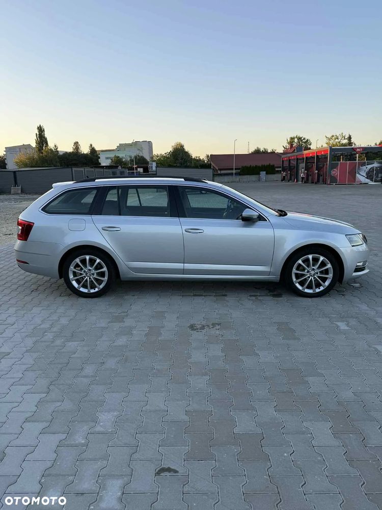 Skoda Octavia 2.0 TDI Style - 4